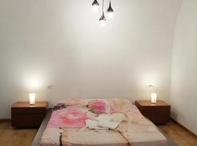 La Casa Di Piera Nyaraló *